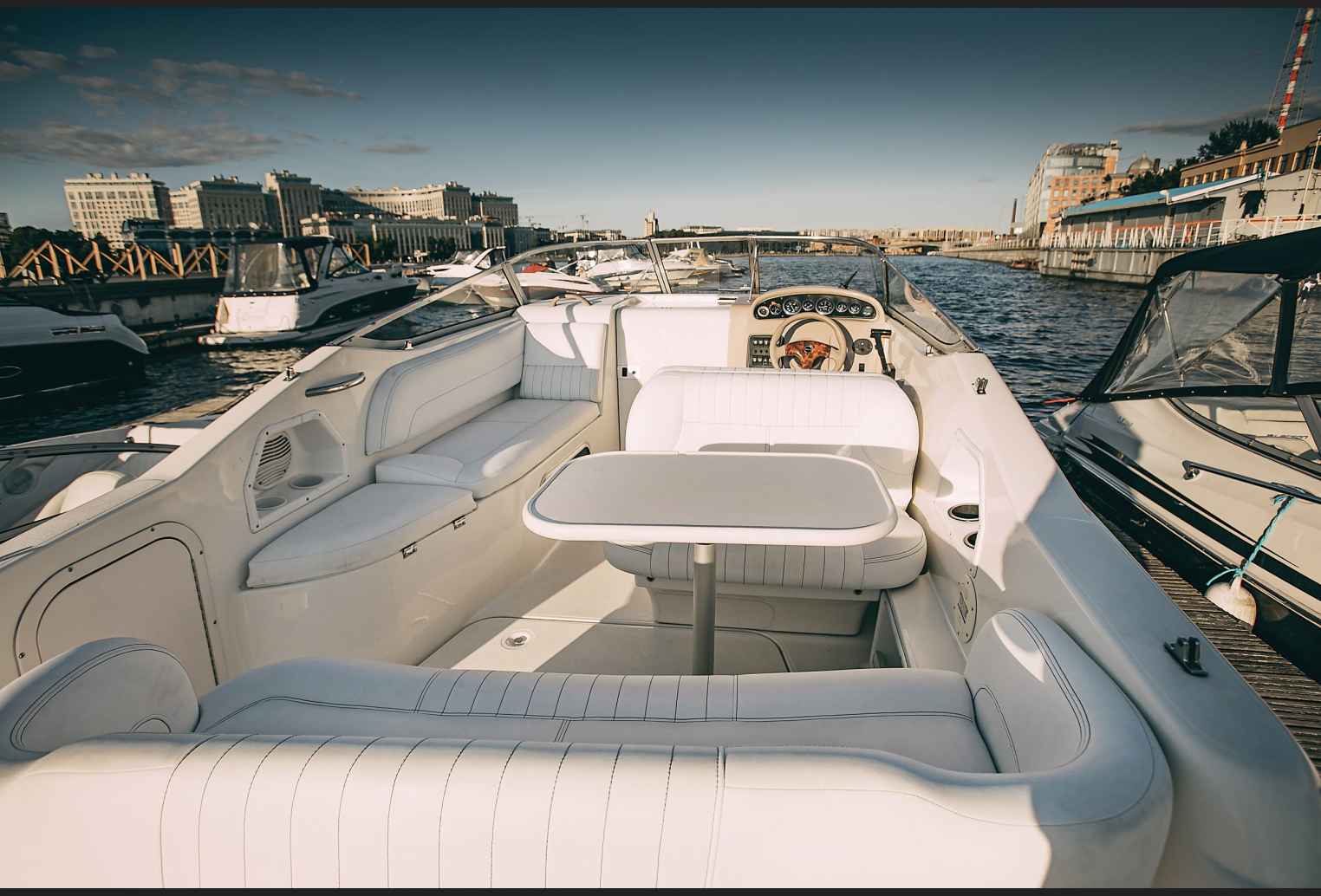 Sea ray 225 weekender. Аренда катера для дня рождения. Victory a11 катер. Монтерей спб компьютерный. Аренда катера для дня рождения.