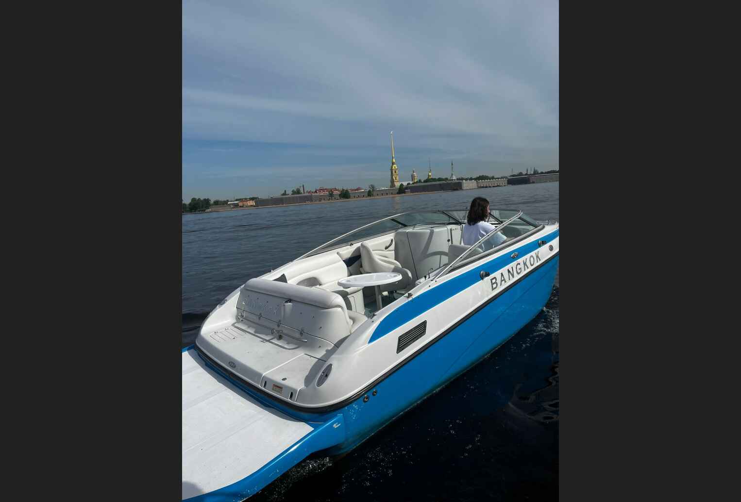 Аренда катера Crownline 230 в Санкт-Петербурге