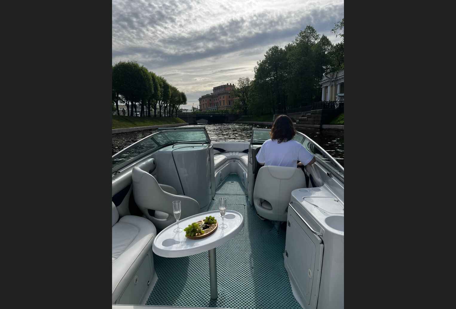 Катер Crownline 230