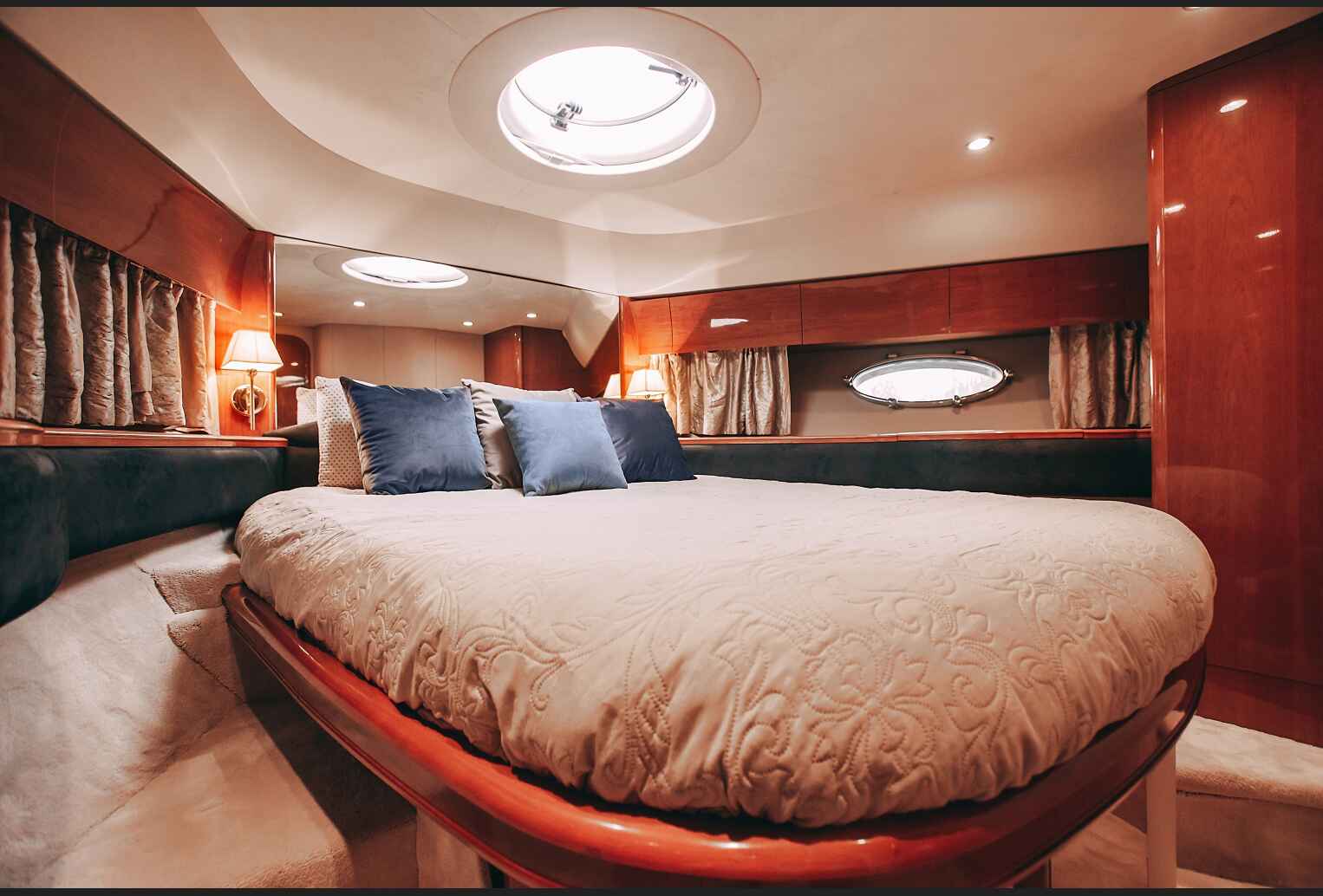 2B3A1504 Яхта Princess 57 Esperanza