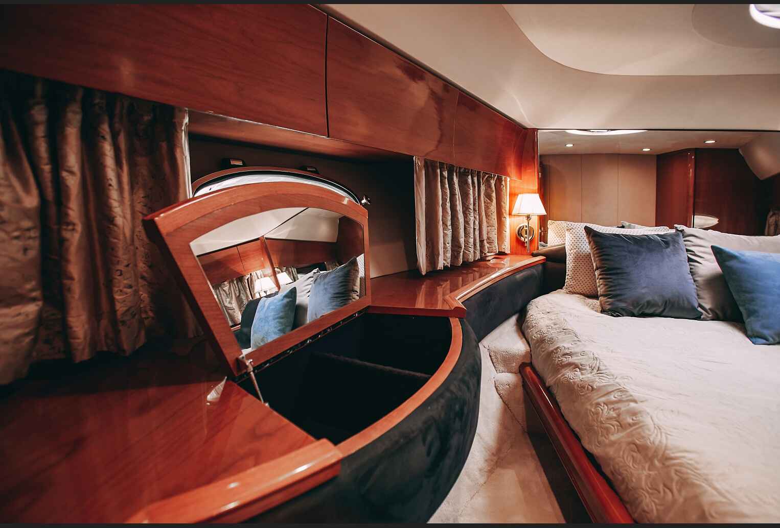 2B3A1564 Яхта Princess 57 Esperanza