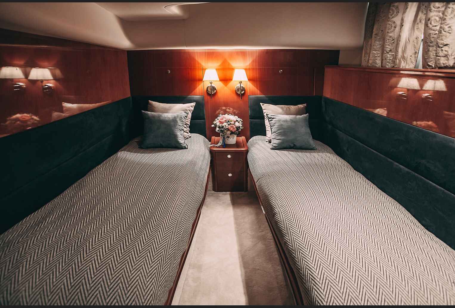 2B3A1595 Яхта Princess 57 Esperanza