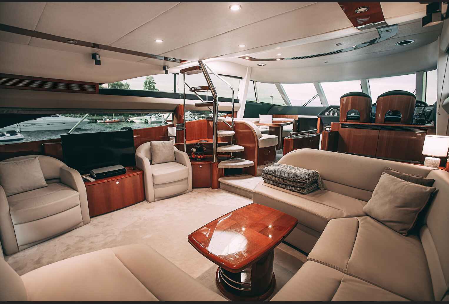 2B3A1864 Яхта Princess 57 Esperanza