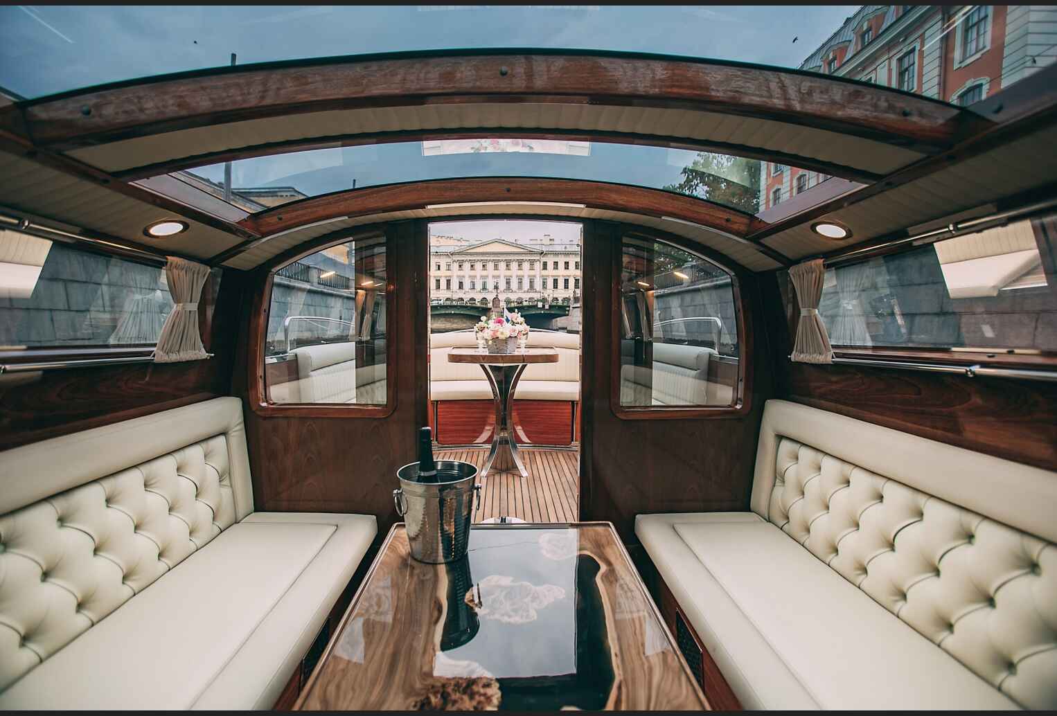 Катер Montferrand