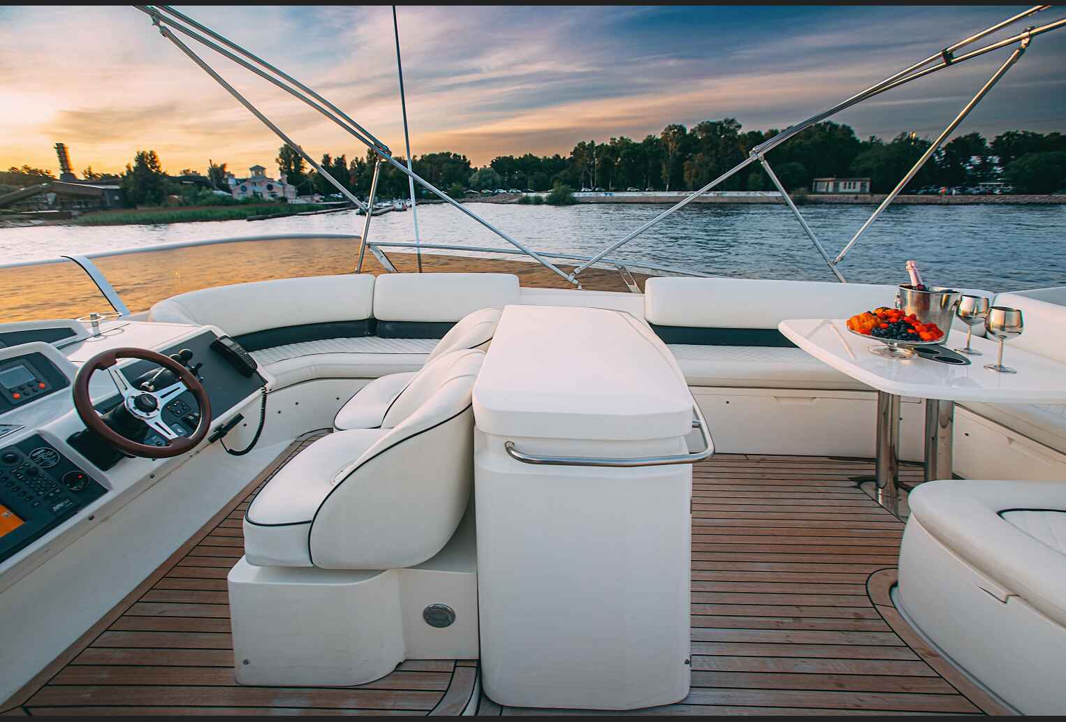 2B3A2344 Яхта Princess 57 Esperanza