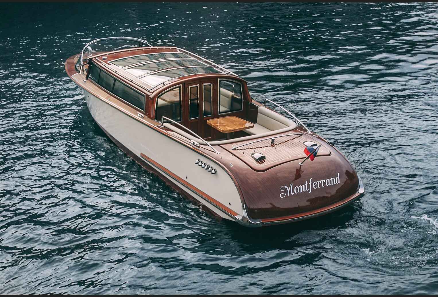 Катер Montferrand