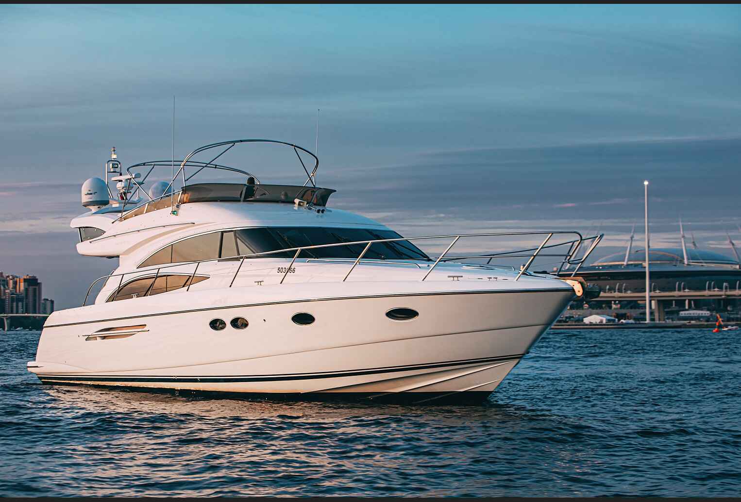 2B3A3443 Яхта Princess 57 Esperanza