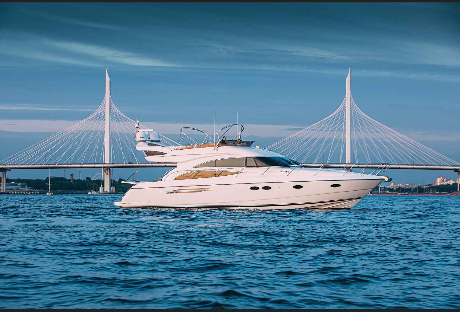 2B3A3466 Яхта Princess 57 Esperanza