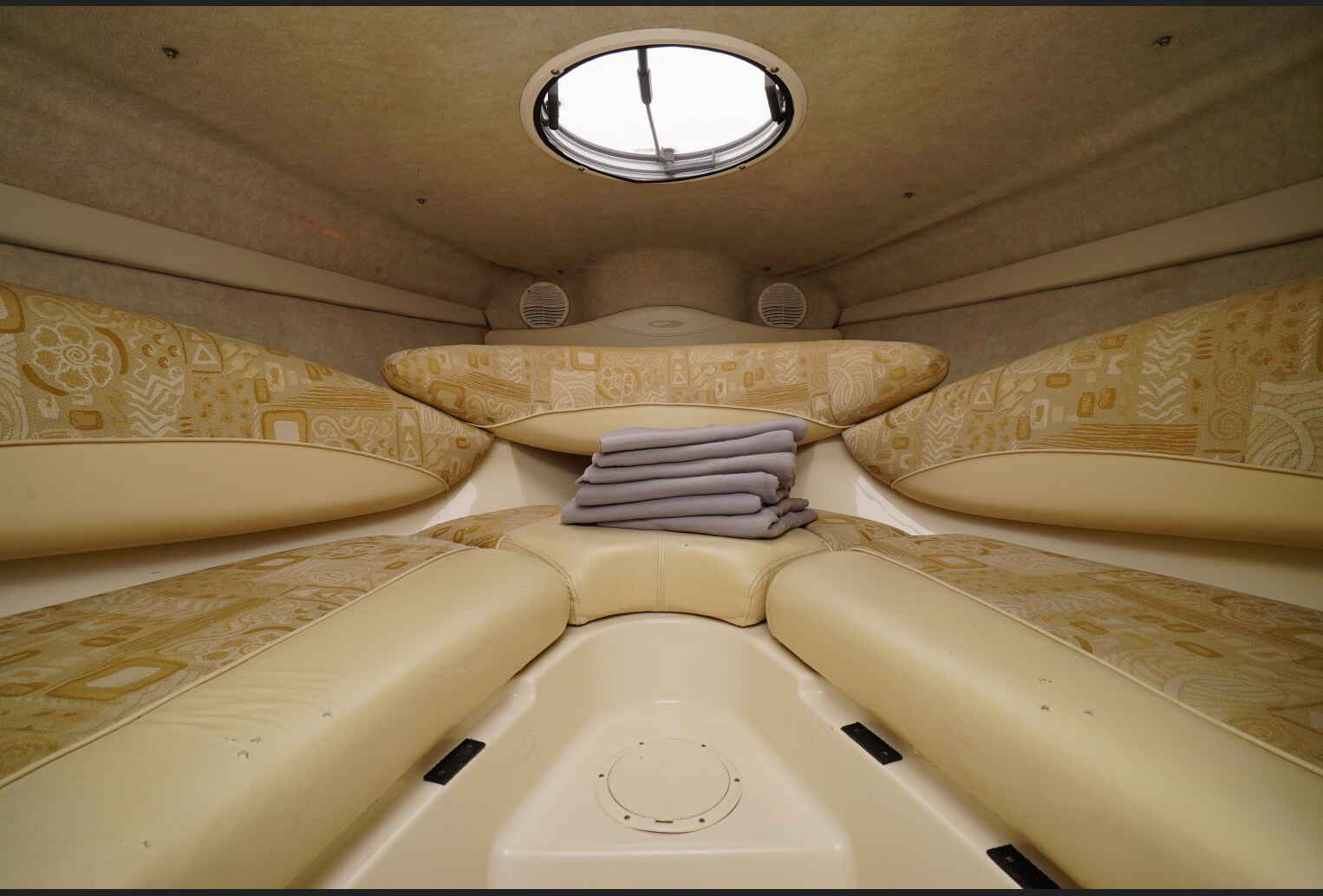 Катер Moulin Rouge