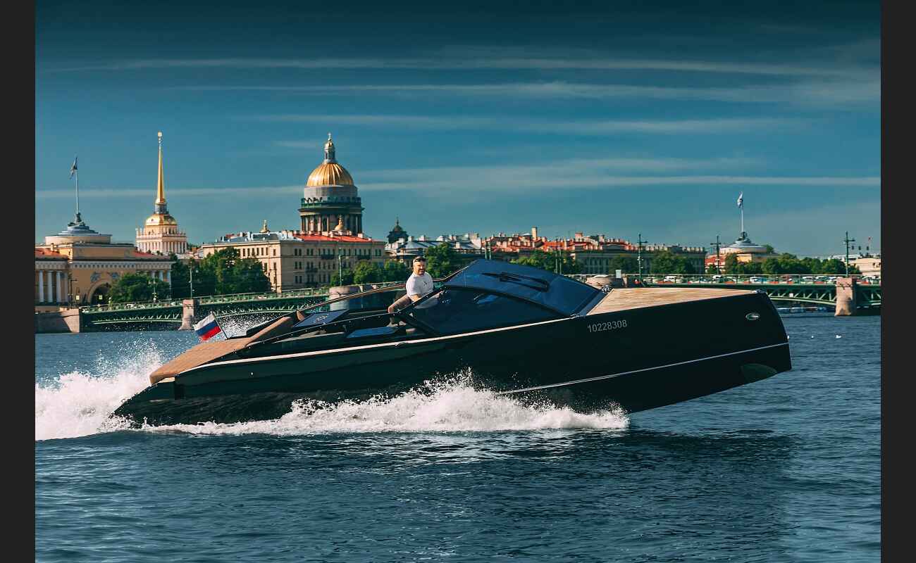 Аренда катера Velvette 33 Интеллигент