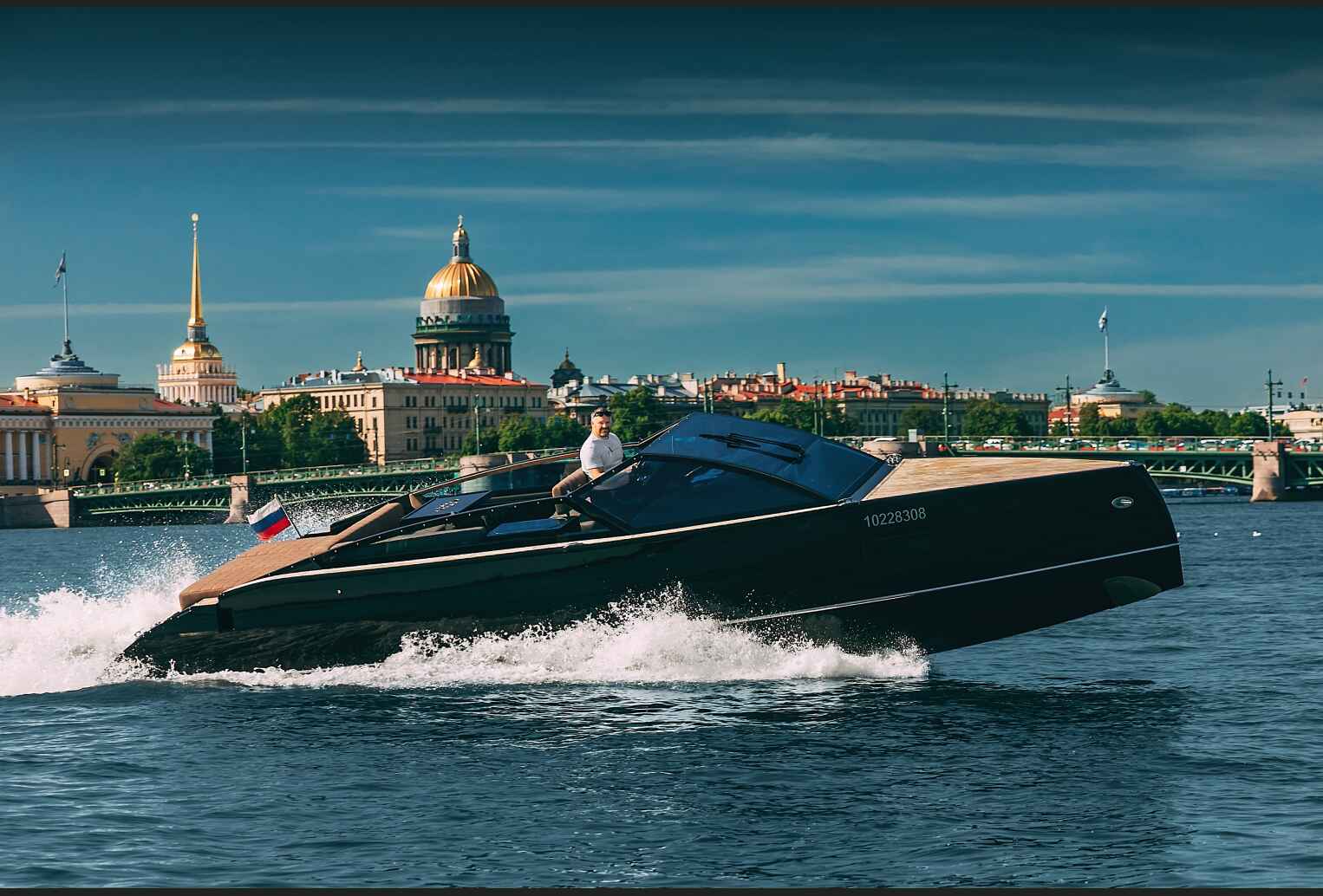 Аренда катера Velvette 33 Интеллигент