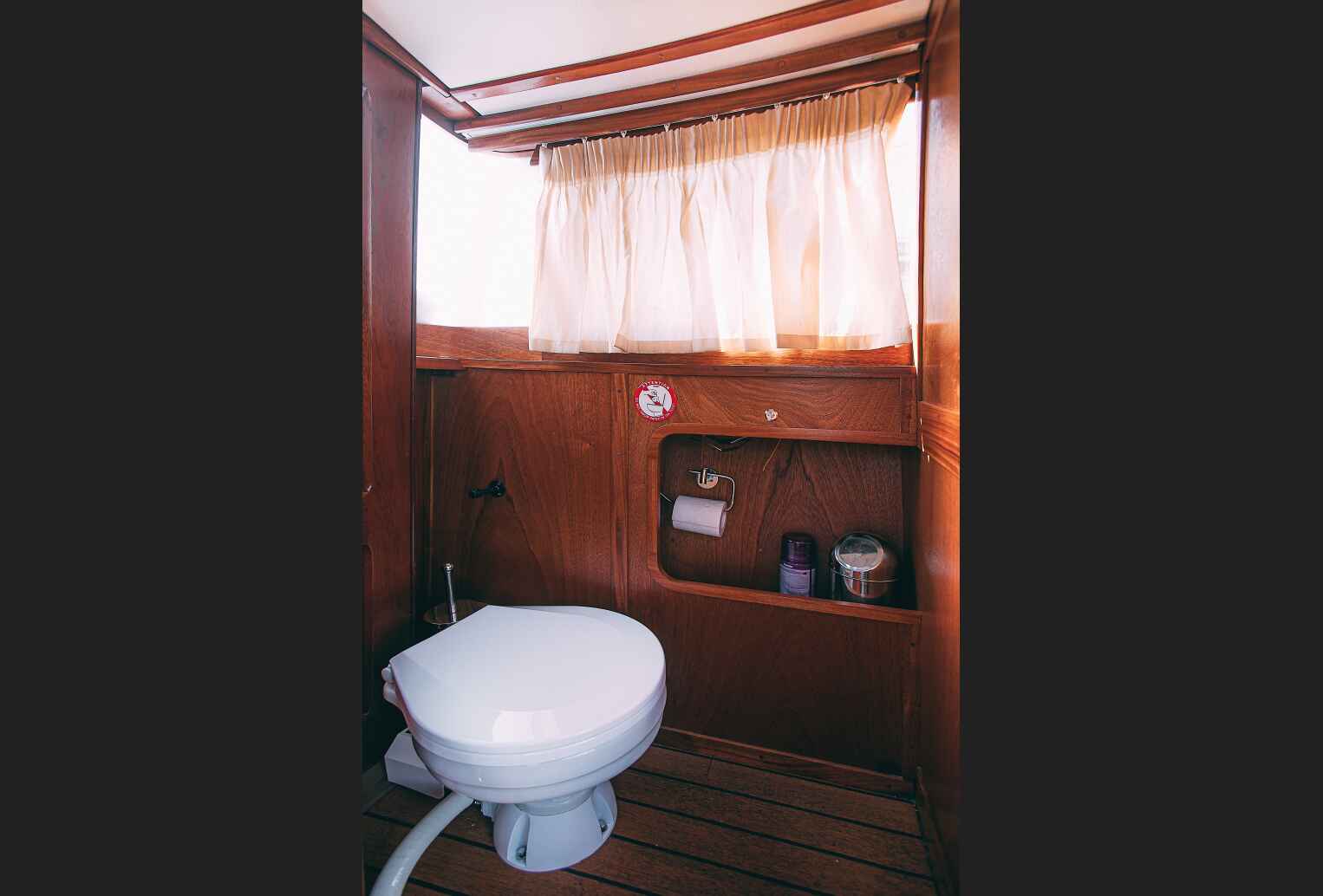 Катер "Венеция"