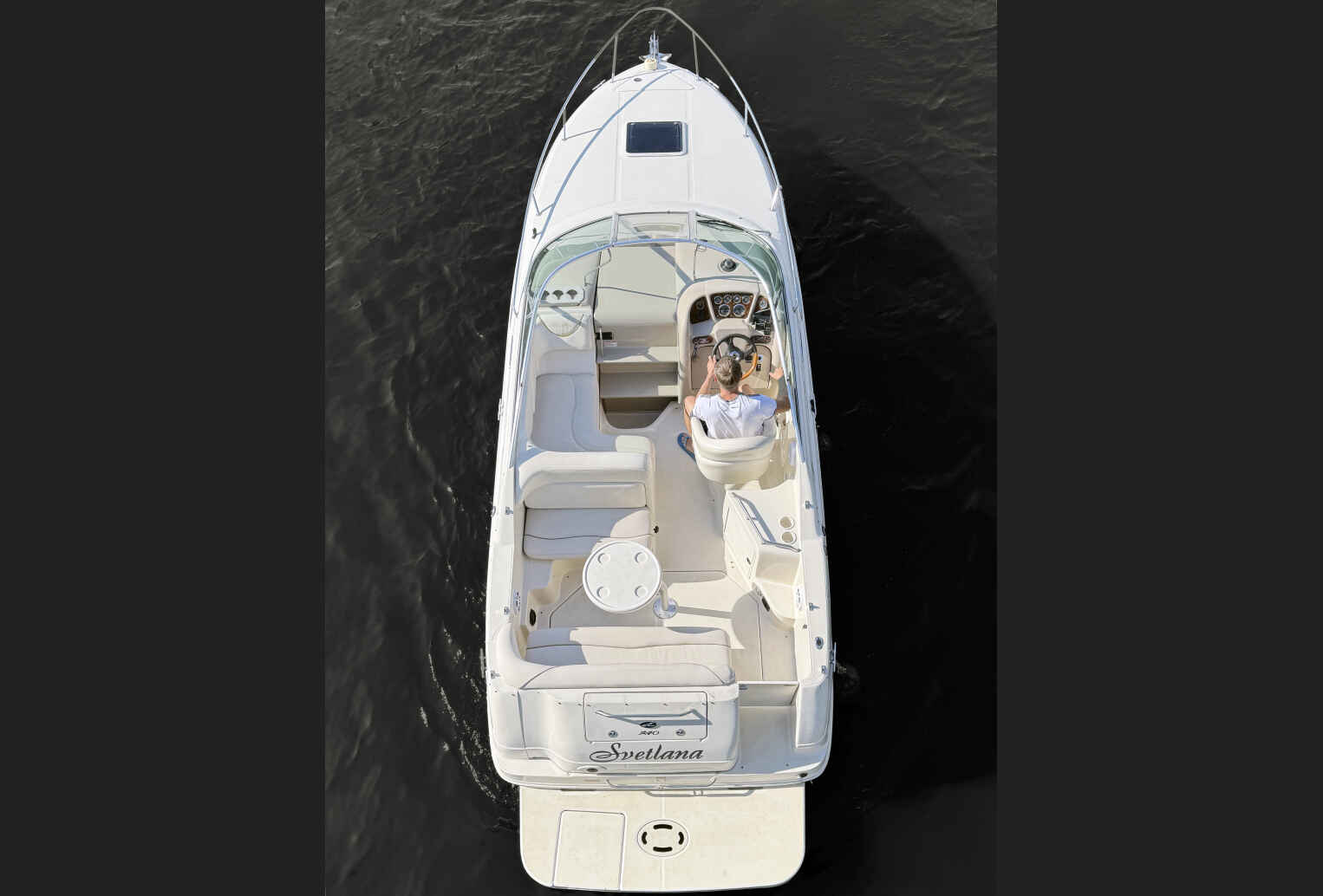 Катер Sea Ray 240 Sundancer