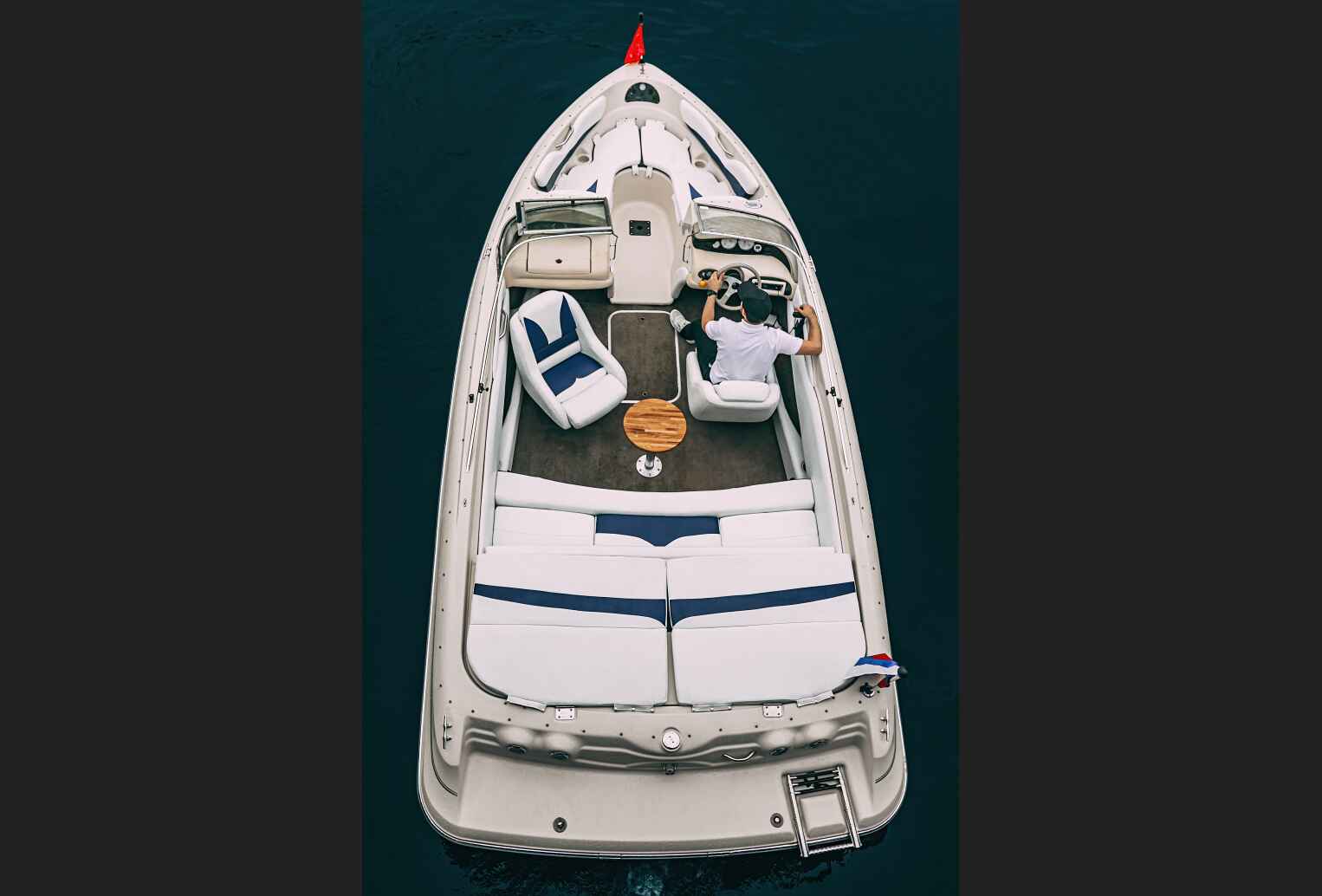 Аренда катера LARSON 210 от 5500р