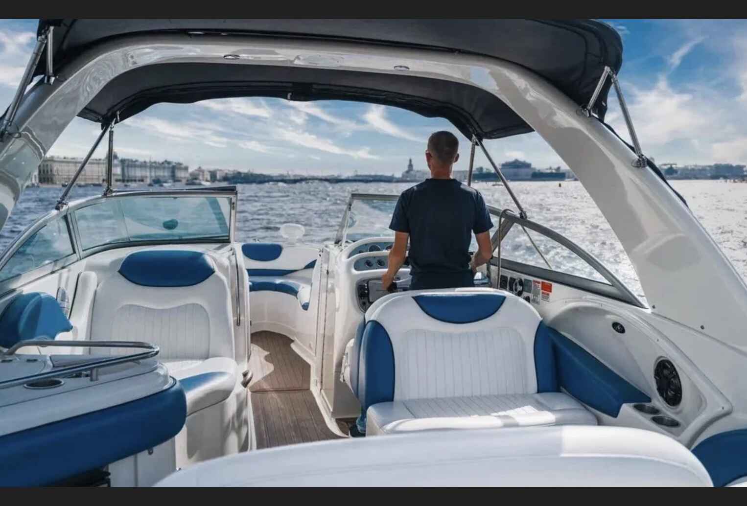 Катер «Monterey 298»