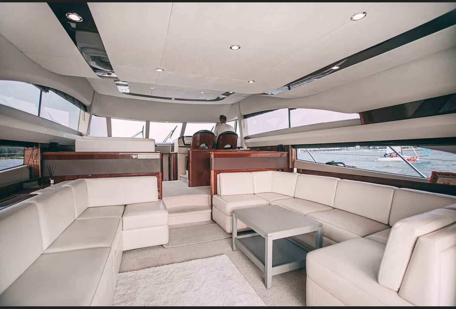 Аренда яхты Princess 58