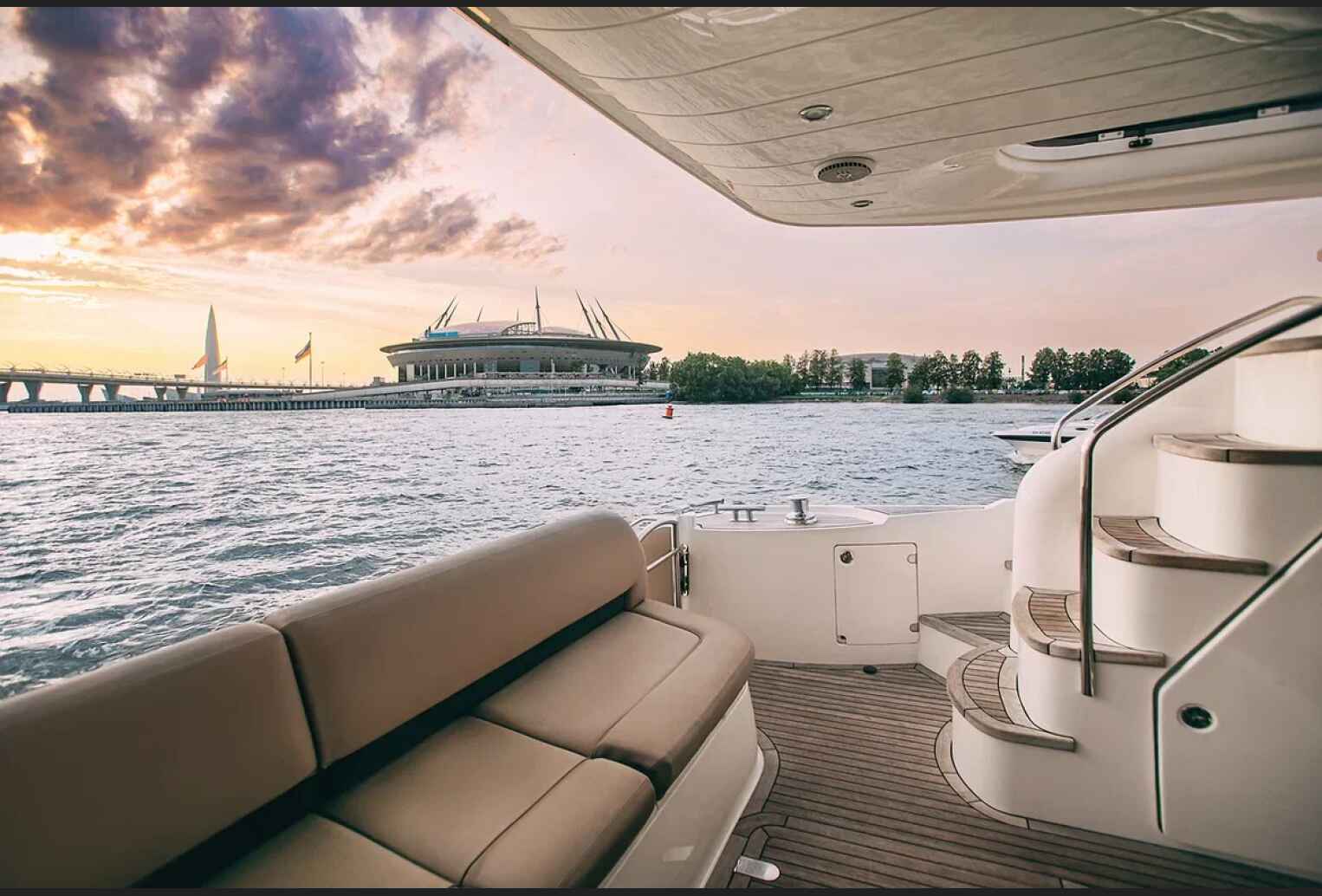 Аренда яхты Princess 58