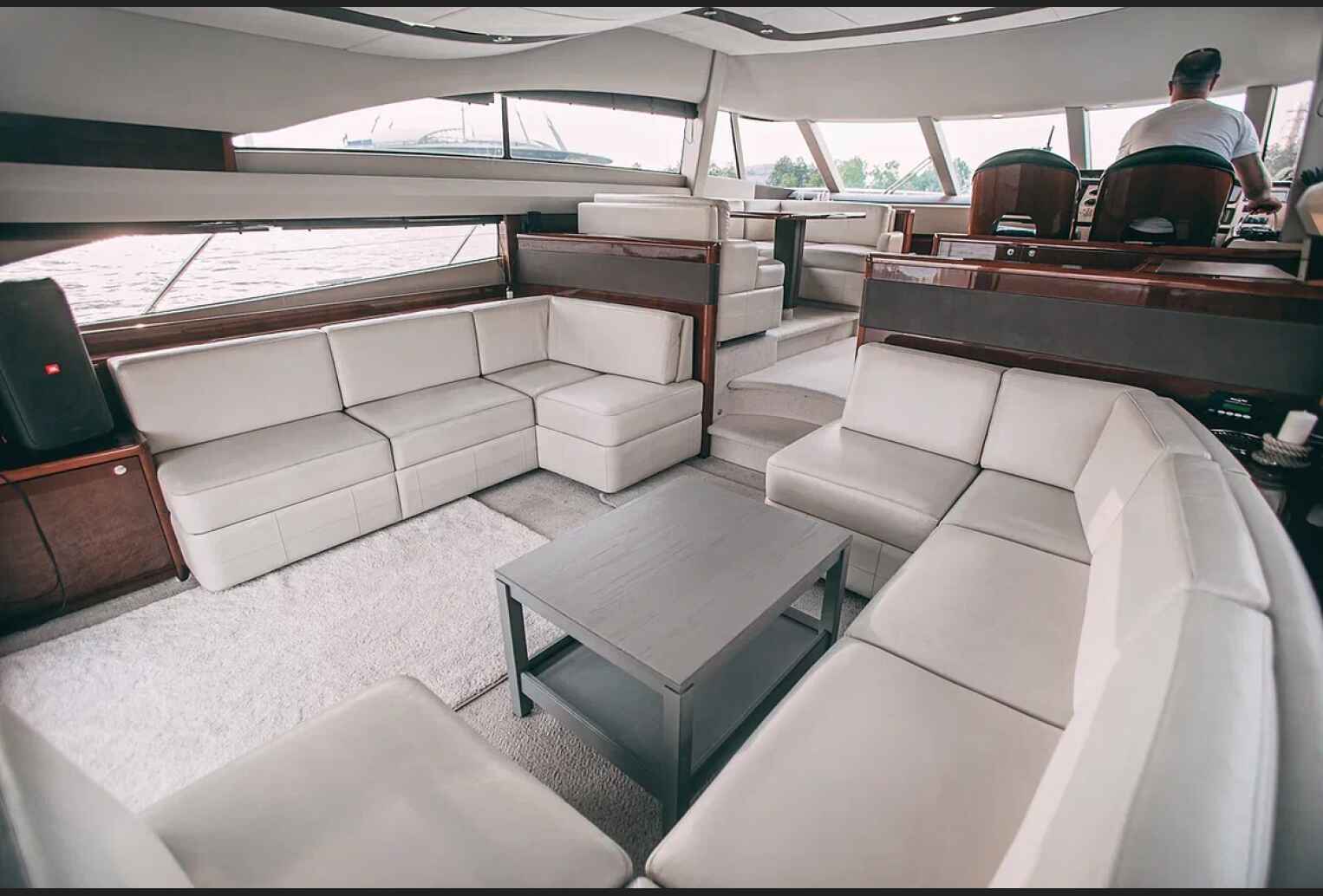 Аренда яхты Princess 58