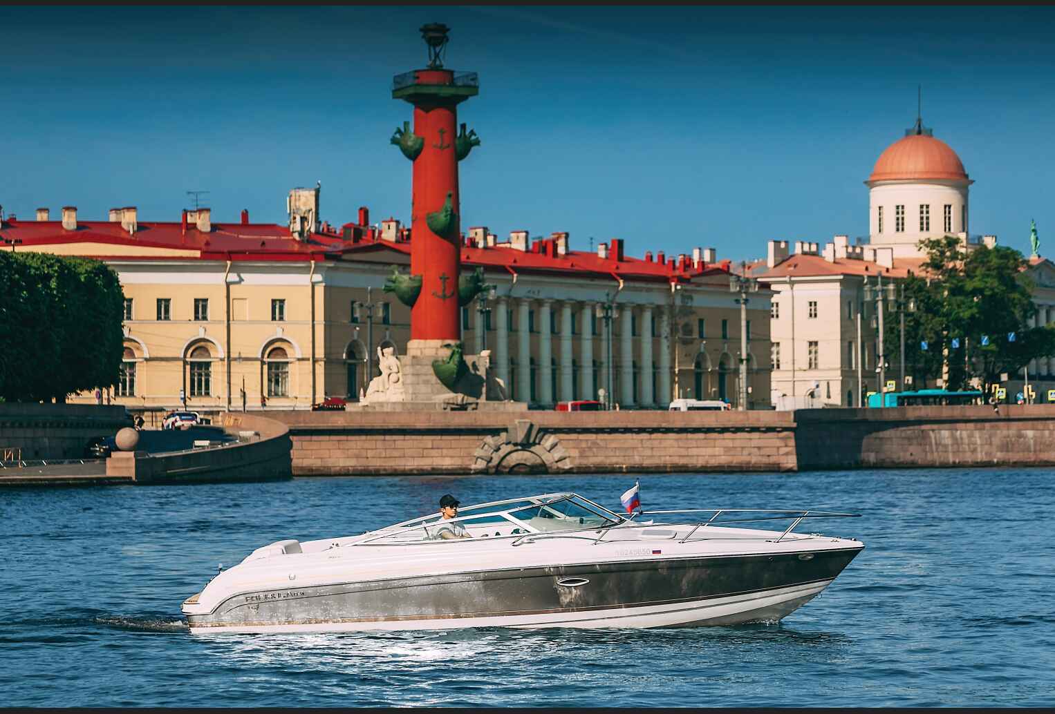 Аренда катера Formula 260SS "MAGNUM"