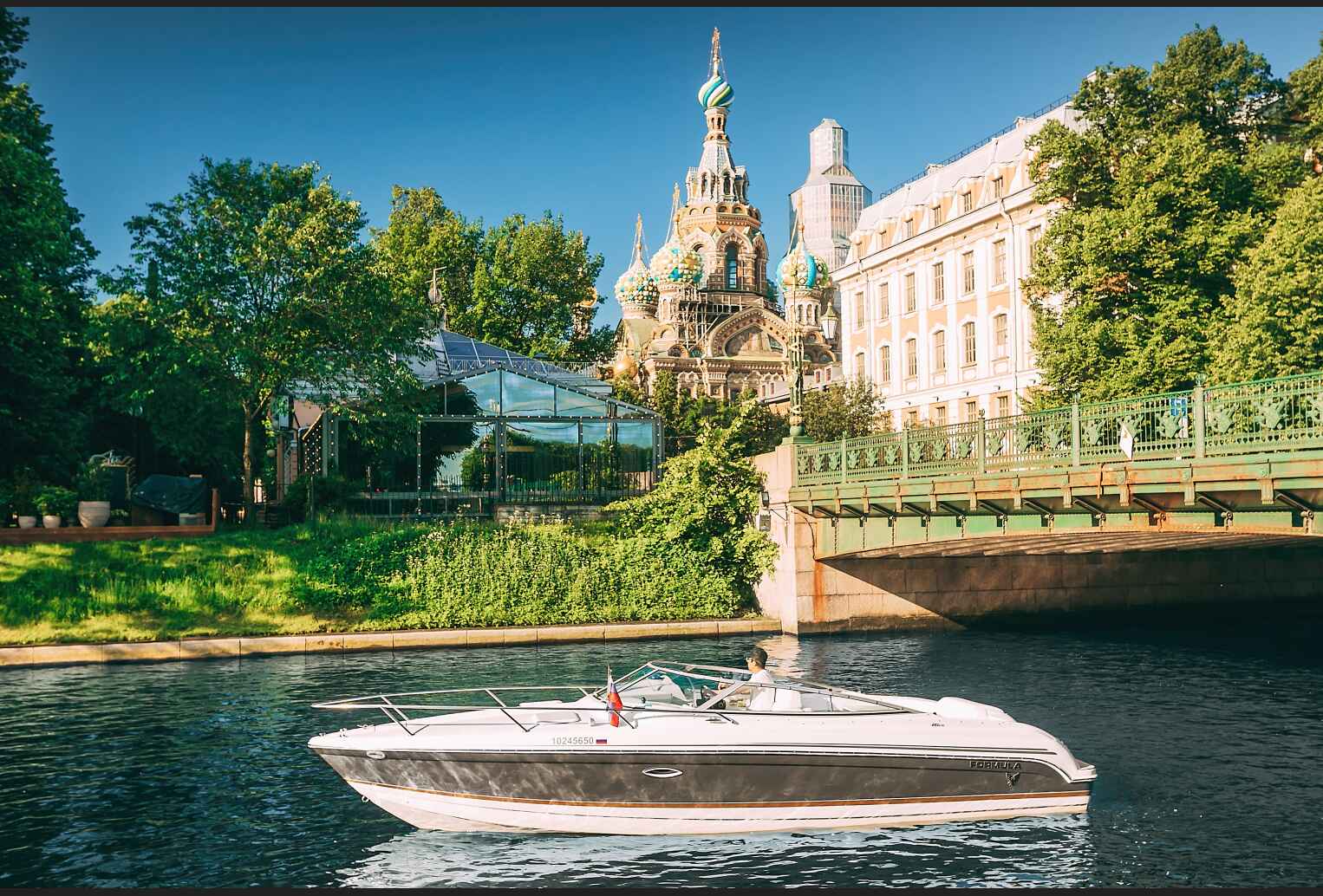 Аренда катера Formula 260SS "MAGNUM"